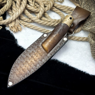 Нож Курум Люкс (110Х18М-ШД, стаб. карельская береза)
